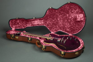 web_GibsonSigSer_Archtop_041