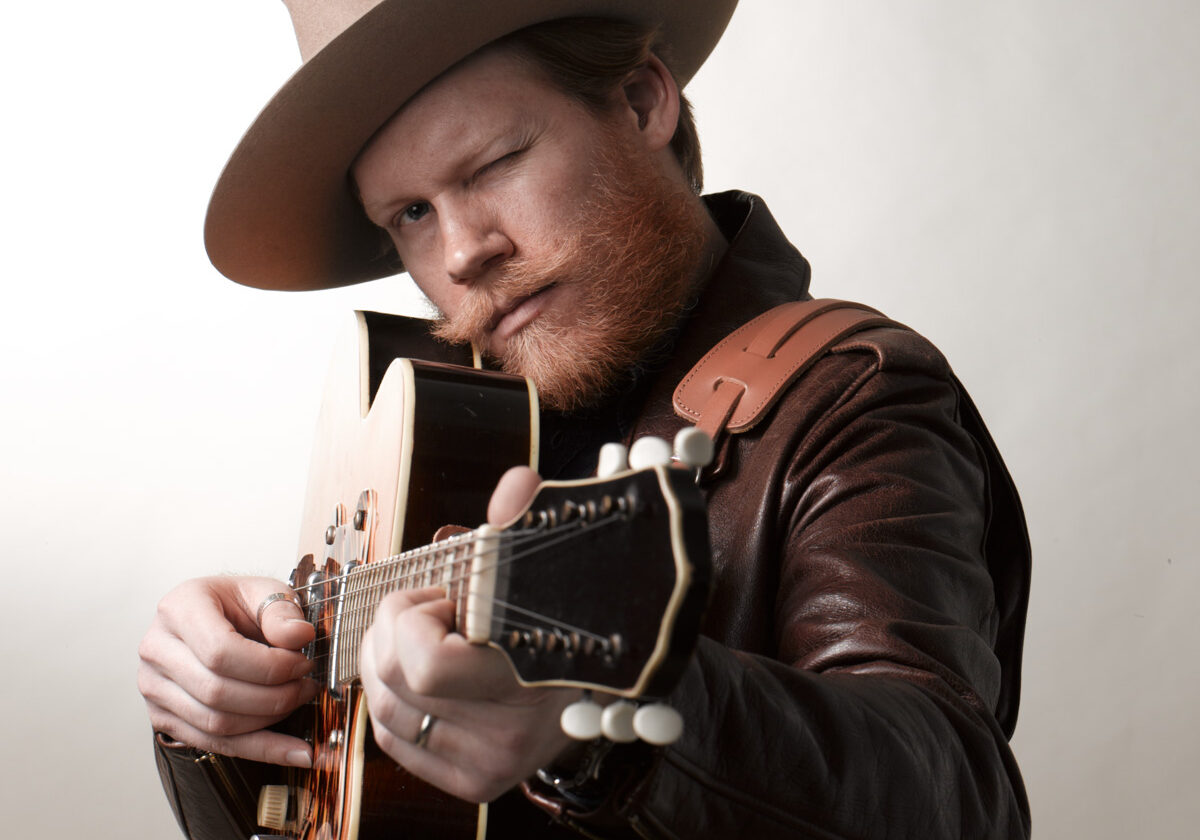 web_JARROD DICKENSON PROMO 2019